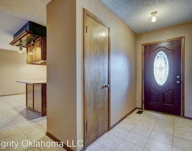 3713 Windswest Court - Photo Thumbnail 42