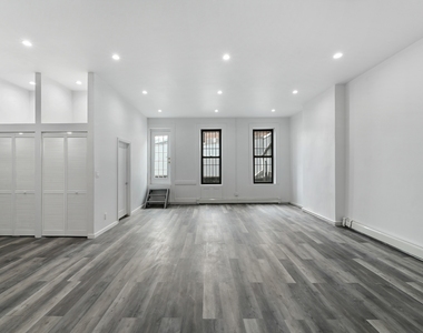 794 Broadway - Photo Thumbnail 4