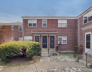 496 Howard Avenue - Photo Thumbnail 15