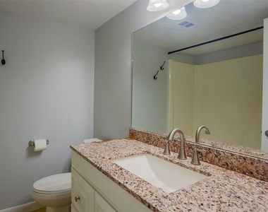 2525 West Bay Drive - Photo Thumbnail 15