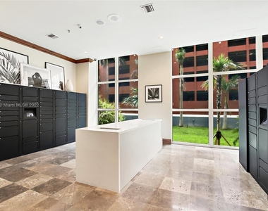 1111 Brickell Bay Dr - Photo Thumbnail 34