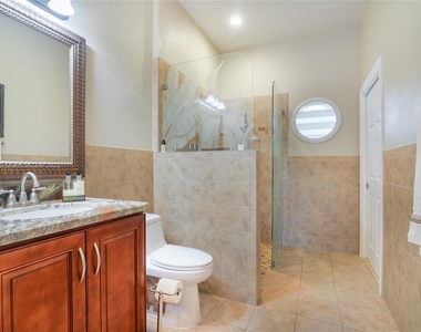 3981 Sw 186th Way - Photo Thumbnail 18