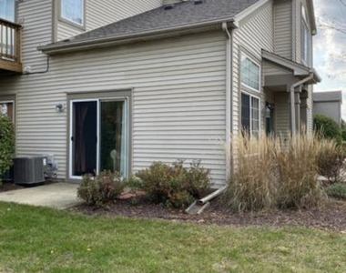 1029 Woodview Court - Photo Thumbnail 10