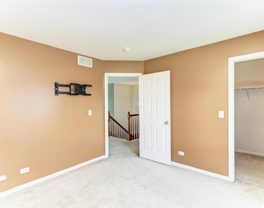 962 Bluebell Circle - Photo Thumbnail 26