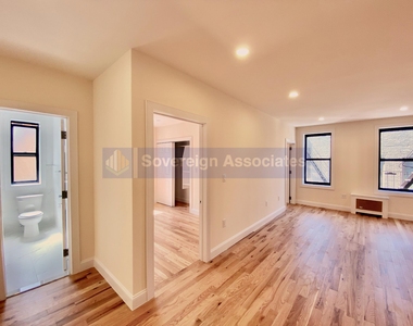 686 West 204th Street - Photo Thumbnail 17