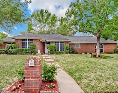 1108 Glen Oak Drive - Photo Thumbnail 0