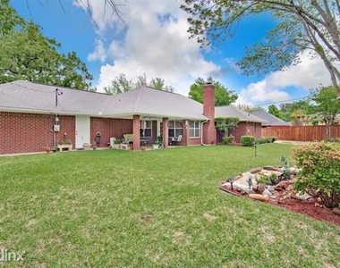 1108 Glen Oak Drive - Photo Thumbnail 33