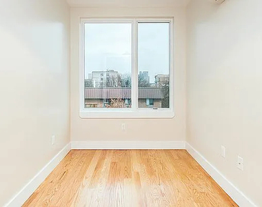 189 Johnson Avenue - Photo Thumbnail 5