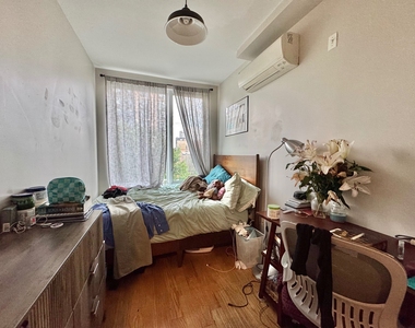 189 Johnson Avenue - Photo Thumbnail 3