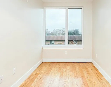 189 Johnson Avenue - Photo Thumbnail 6