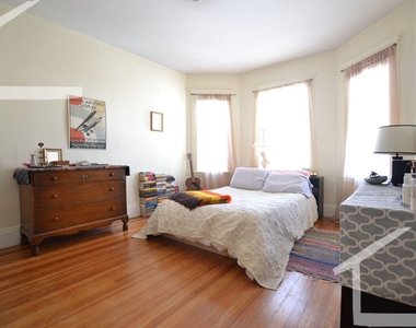 44 Easton St Apt 2 - Photo Thumbnail 4