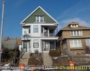 2424-2426 W Greenfield Ave. - Photo Thumbnail 0
