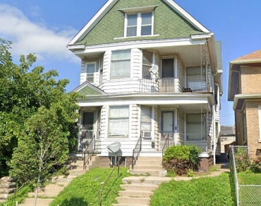 2424-2426 W Greenfield Ave. - Photo Thumbnail 1