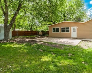 3800 Oaklawn Drive - Photo Thumbnail 28