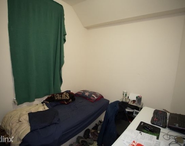 1720 W. Beach, Unit 2 - Photo Thumbnail 15