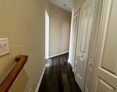 2307 Washington St Apt 6 - Photo Thumbnail 7