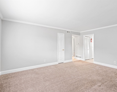 1403 Custer Ave Se - Photo Thumbnail 29