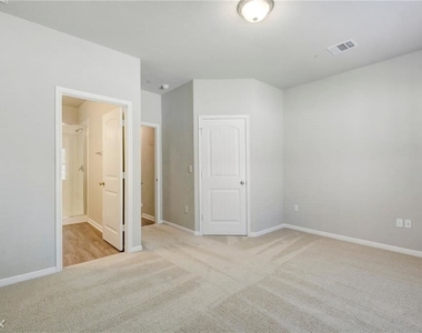 516 E Slaughter Ln Apt 1604 - Photo Thumbnail 6