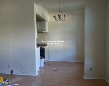 5640 Franklin Ave - Photo Thumbnail 19