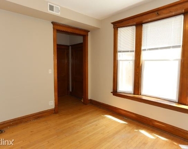 2312 W. Iowa, Unit 1r - Photo Thumbnail 8