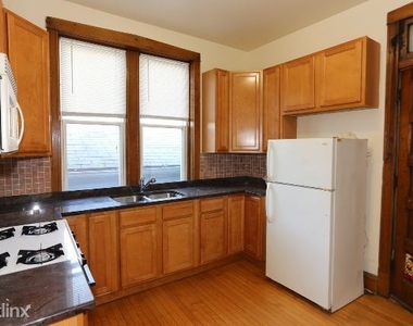 2312 W. Iowa, Unit 2r - Photo Thumbnail 3