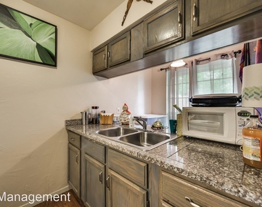 5811 Reiger Ave Apt. 3 - Photo Thumbnail 8