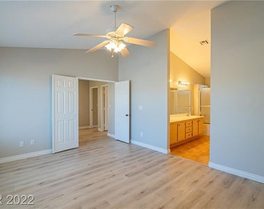 5448 English Elm Court - Photo Thumbnail 14