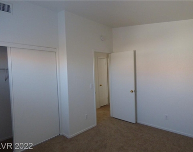 4013 Cape Sand Drive - Photo Thumbnail 21