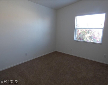 4013 Cape Sand Drive - Photo Thumbnail 20