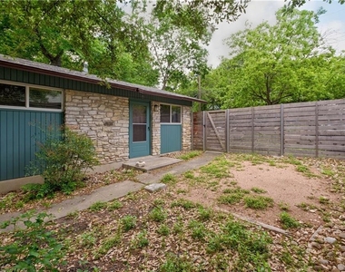 904  Post Oak St - Photo Thumbnail 5