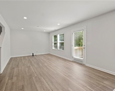1139 Lookout Avenue Nw - Photo Thumbnail 14