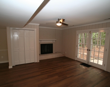 7821 Haymarket Lane - Photo Thumbnail 6