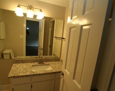 7821 Haymarket Lane - Photo Thumbnail 7