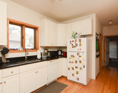 1351 N. Wolcott, Unit 2 - Photo Thumbnail 2