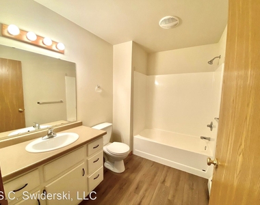 3320 Norton St Apartment 101 - Photo Thumbnail 5