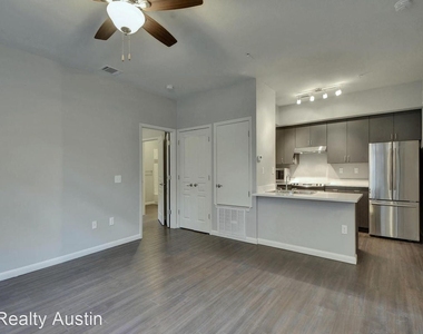 2822 Rio Grande Street - Photo Thumbnail 3