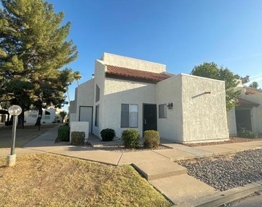 4730 W Northern Avenue - Photo Thumbnail 1