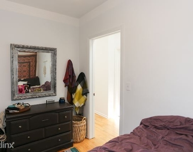 1753 W. Chicago, Unit 4 - Photo Thumbnail 12