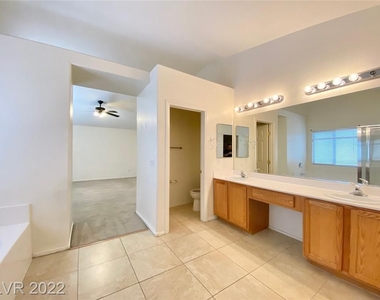 11161 Montagne Marron Boulevard - Photo Thumbnail 30