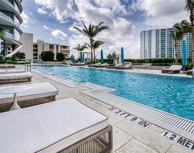 15701 Collins Ave - Photo Thumbnail 52