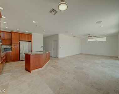 5035 Sw 155th Ave - Photo Thumbnail 4