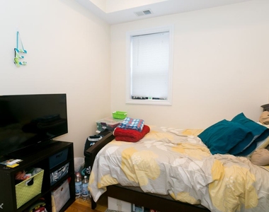 1758 W. Montrose, Unit 3 - Photo Thumbnail 13