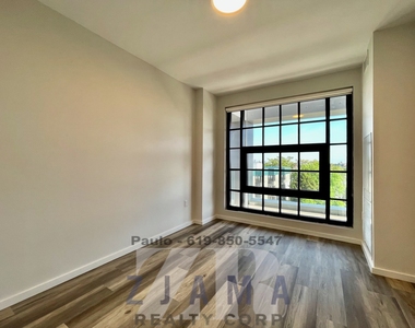 1120 St Johns Place - Photo Thumbnail 5