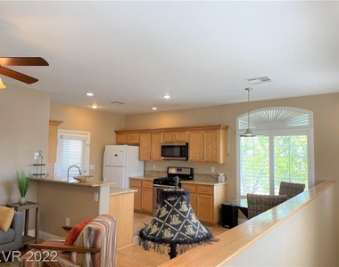 10021 Crimson Palisades Place - Photo Thumbnail 5