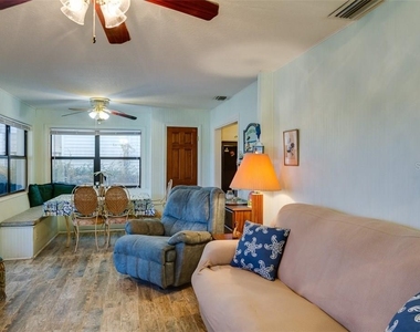 18521 Gulf Boulevard - Photo Thumbnail 16