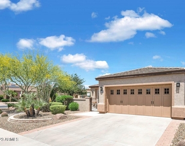 12826 W Maya Way - Photo Thumbnail 15