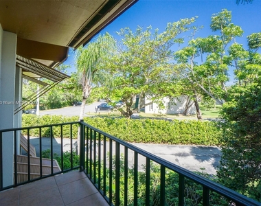 9356 Sw 77th Ave - Photo Thumbnail 10