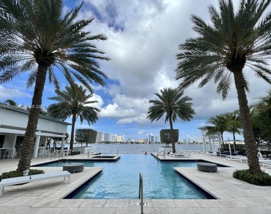 17301 Biscayne Blvd - Photo Thumbnail 14