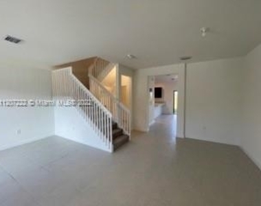 11845 Sw 245 Terrace - Photo Thumbnail 11