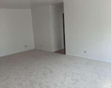 433 S Lombard Avenue - Photo Thumbnail 4